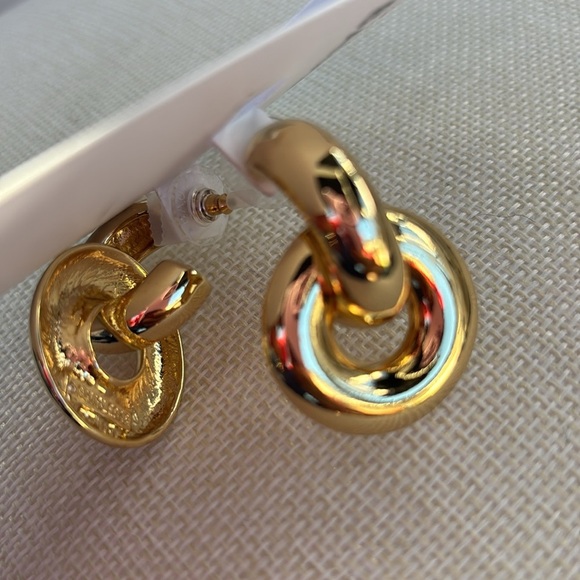 Mia Statement Earrings
BaubleBar NWT - Picture 4 of 7